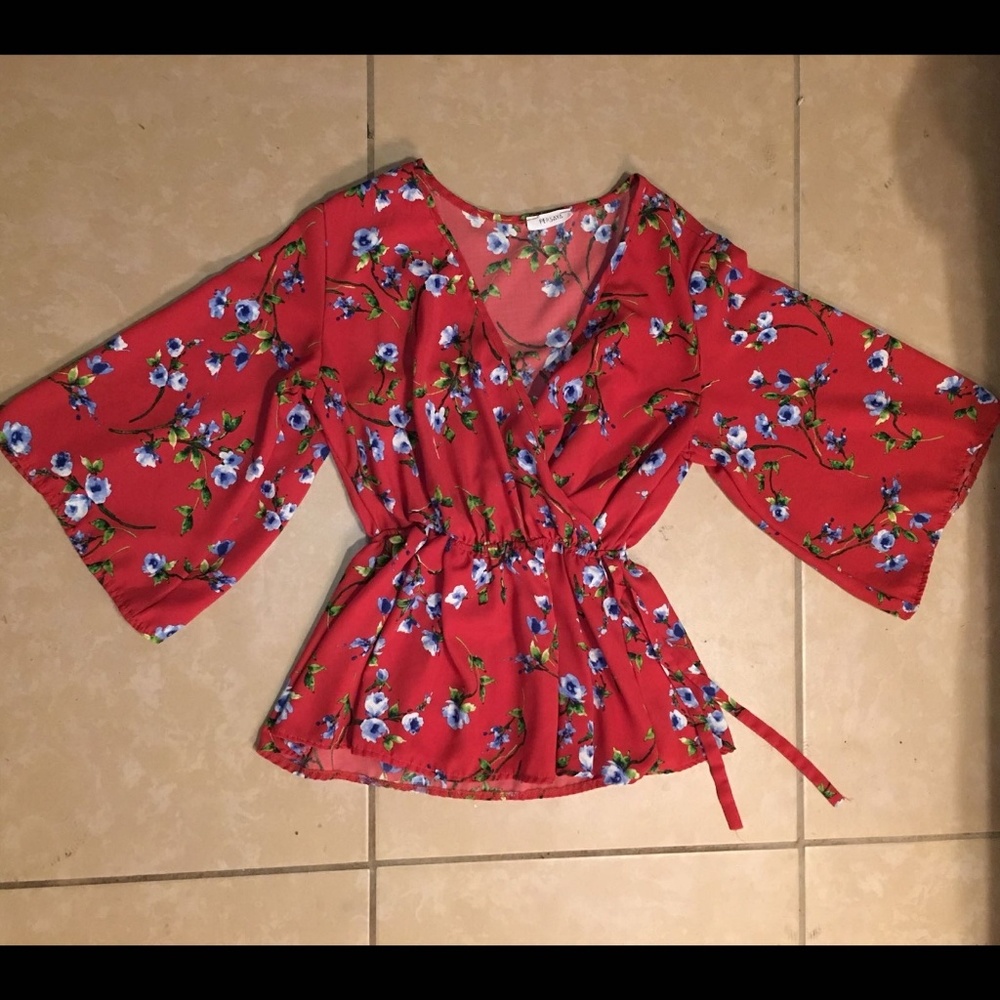 Wrap top - Picture 3 of 3
